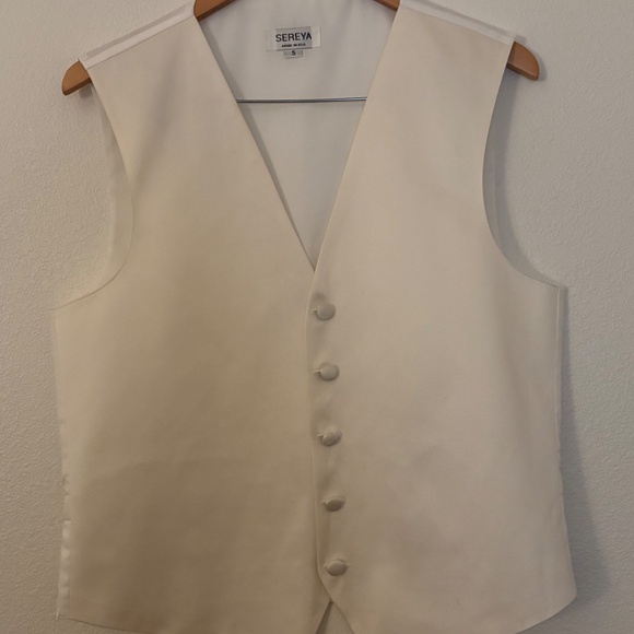 White Tux - Picture 8 of 10